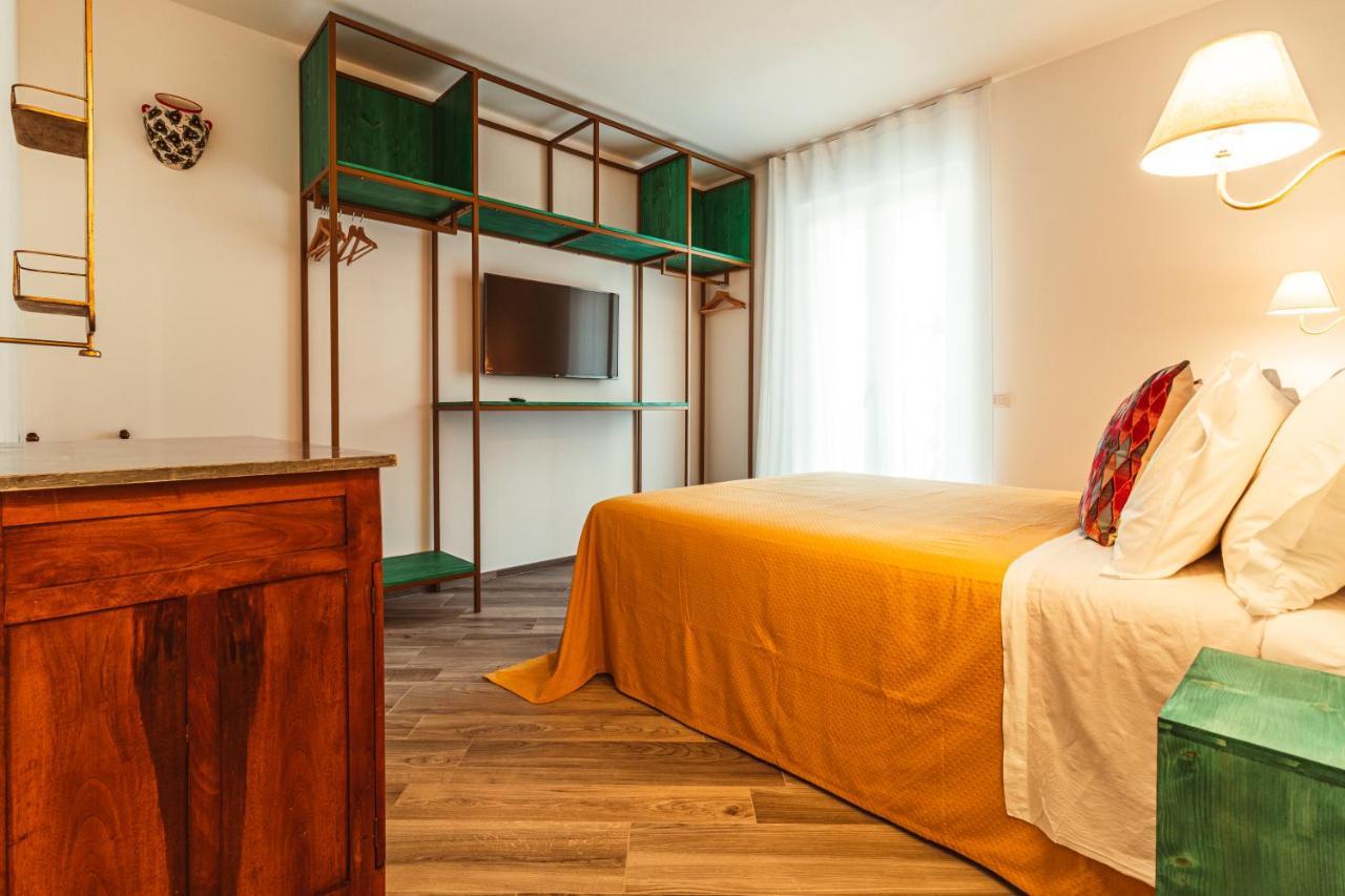 Da Riva Apartment Sea View - Housea Polignano a Mare Bagian luar foto